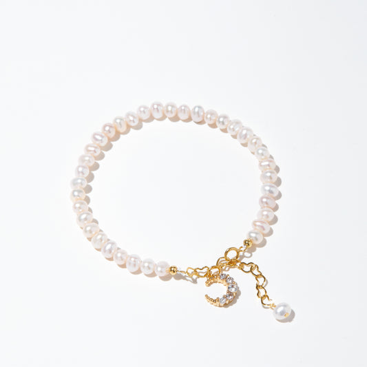 Pearl Bracelet with moon charm