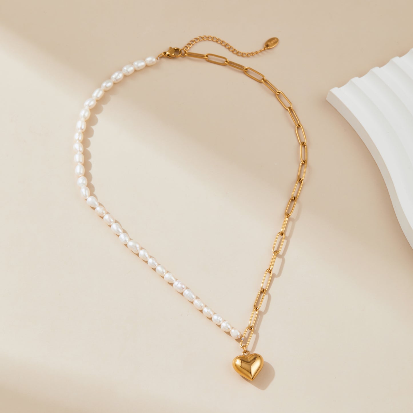 Half and half heart of love pearl necklace
