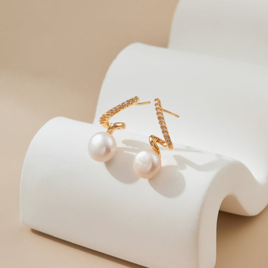 Twisted Shape Freshwater Pearl Studs with Sparking Zirconia
