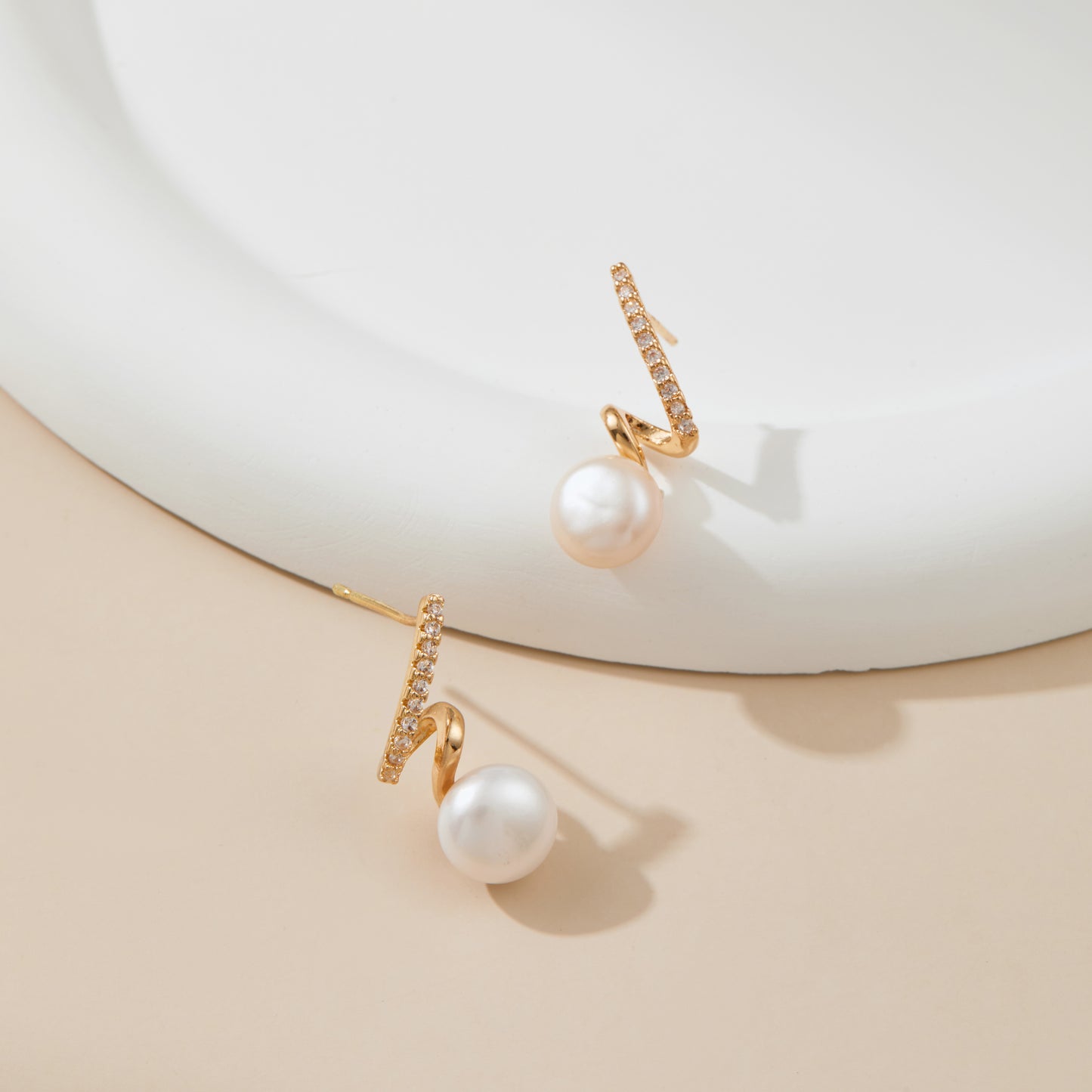 Twisted Shape Freshwater Pearl Studs with Sparking Zirconia