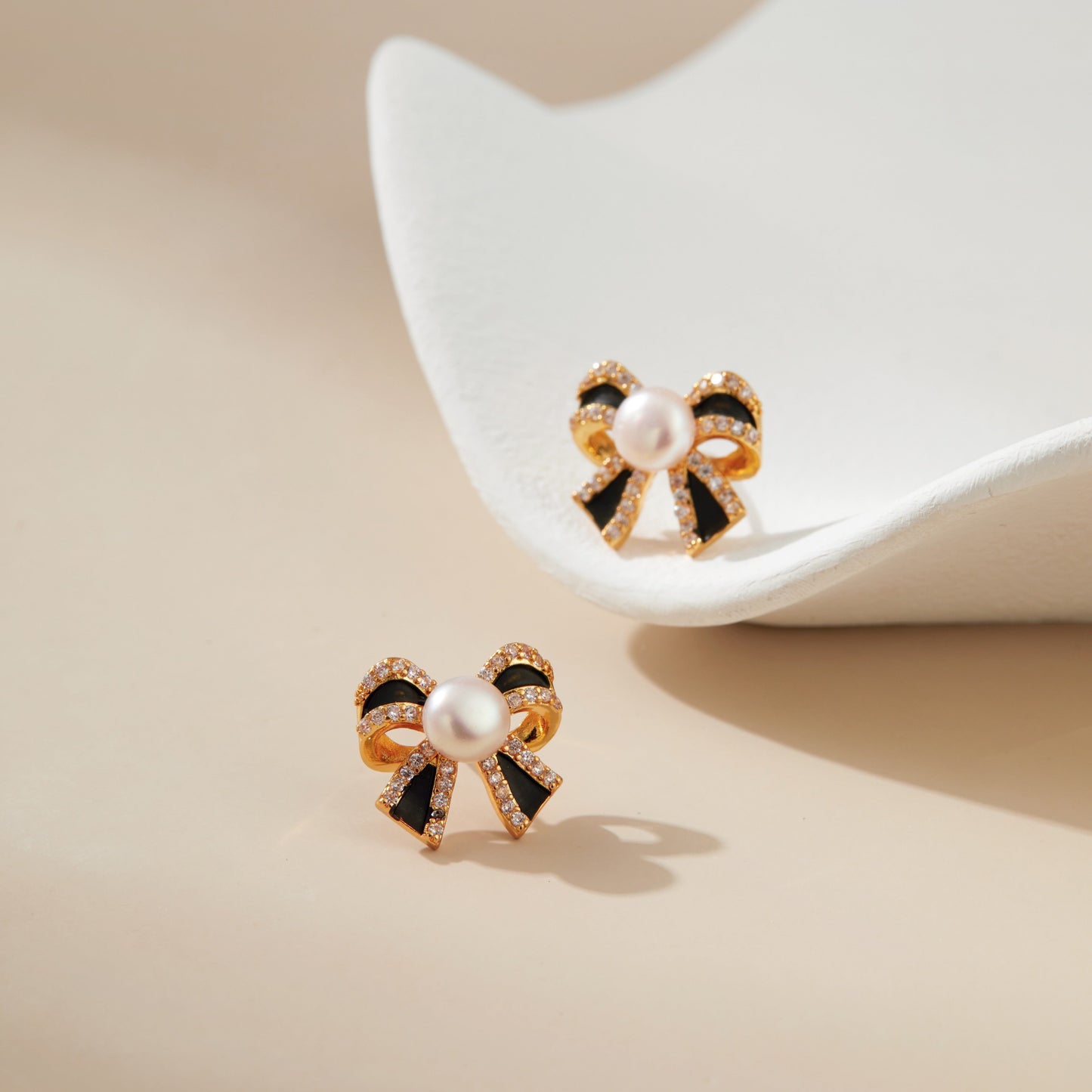 Charlotte’s Elegance