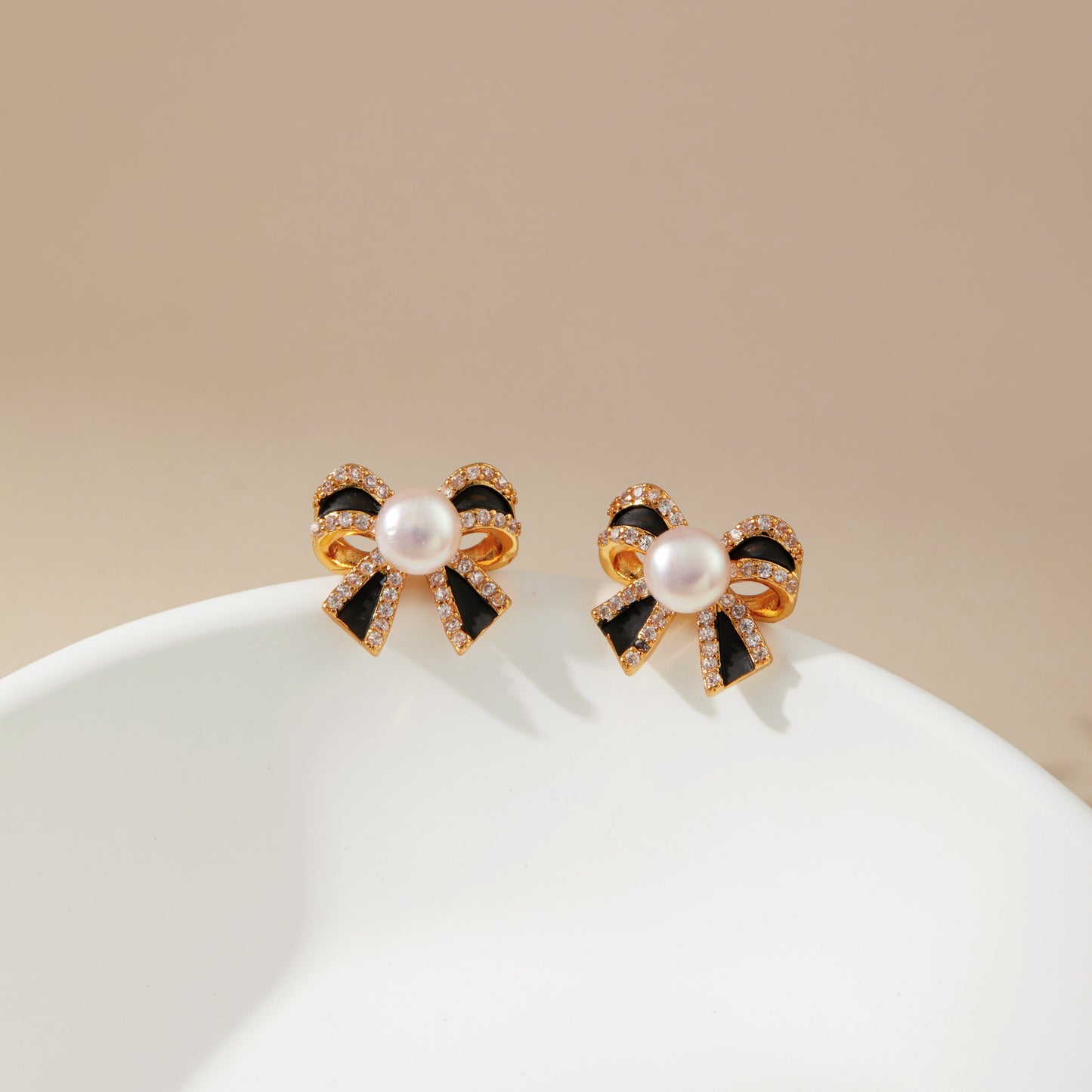 Charlotte’s Elegance