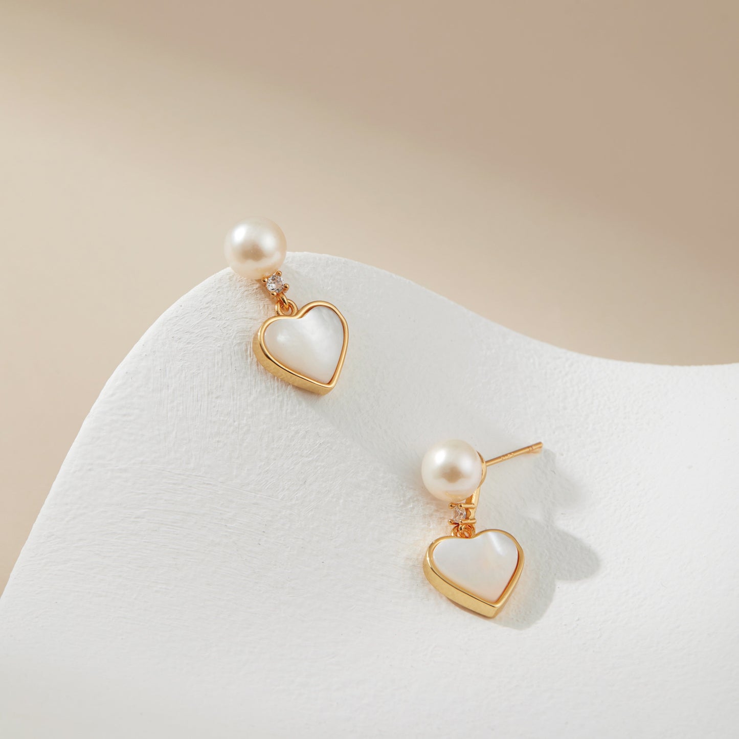 Love of heart pearl earrings