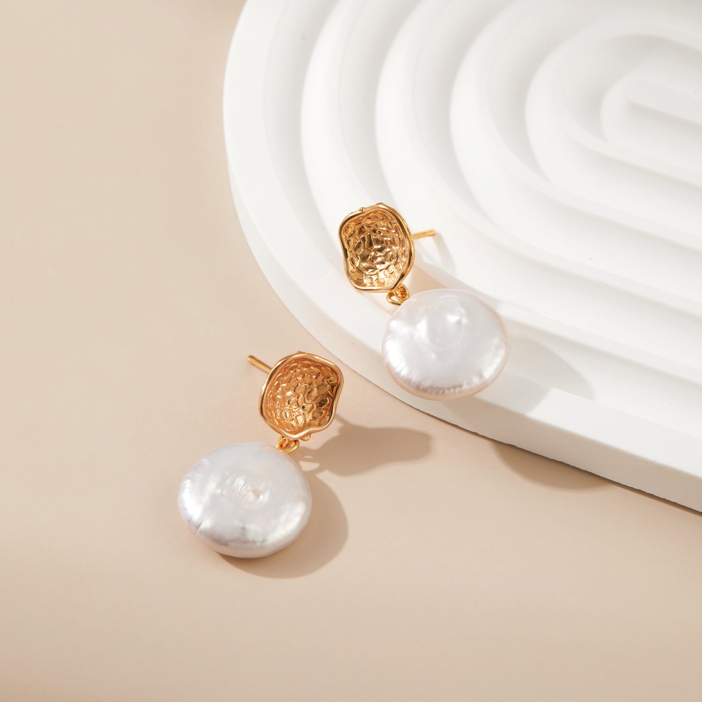 Cobblestone – Textured Gold & Coin Pearl Drop Earrings