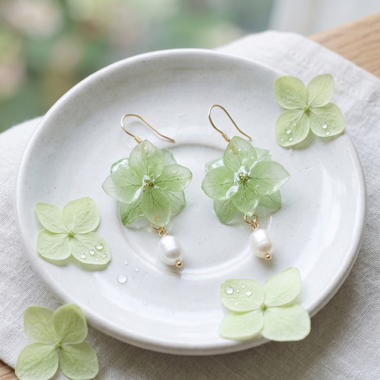 Hydrangea – Green Hydrangea & Pearl Drop Earrings