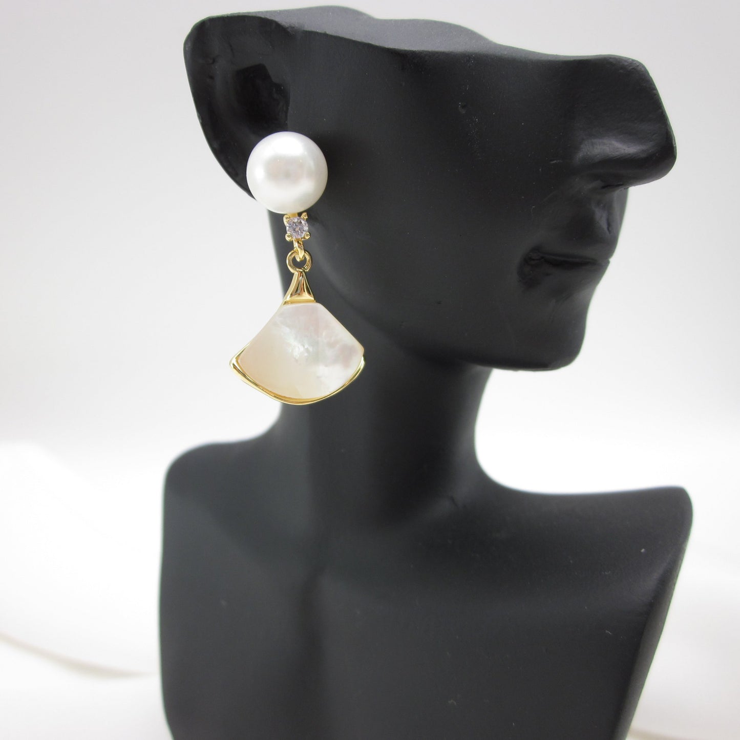 Fan Shell Pearl Earrings