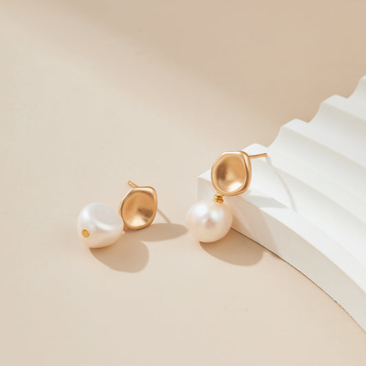 River Stone – Pebble Stud & Baroque Pearl Drop Earrings