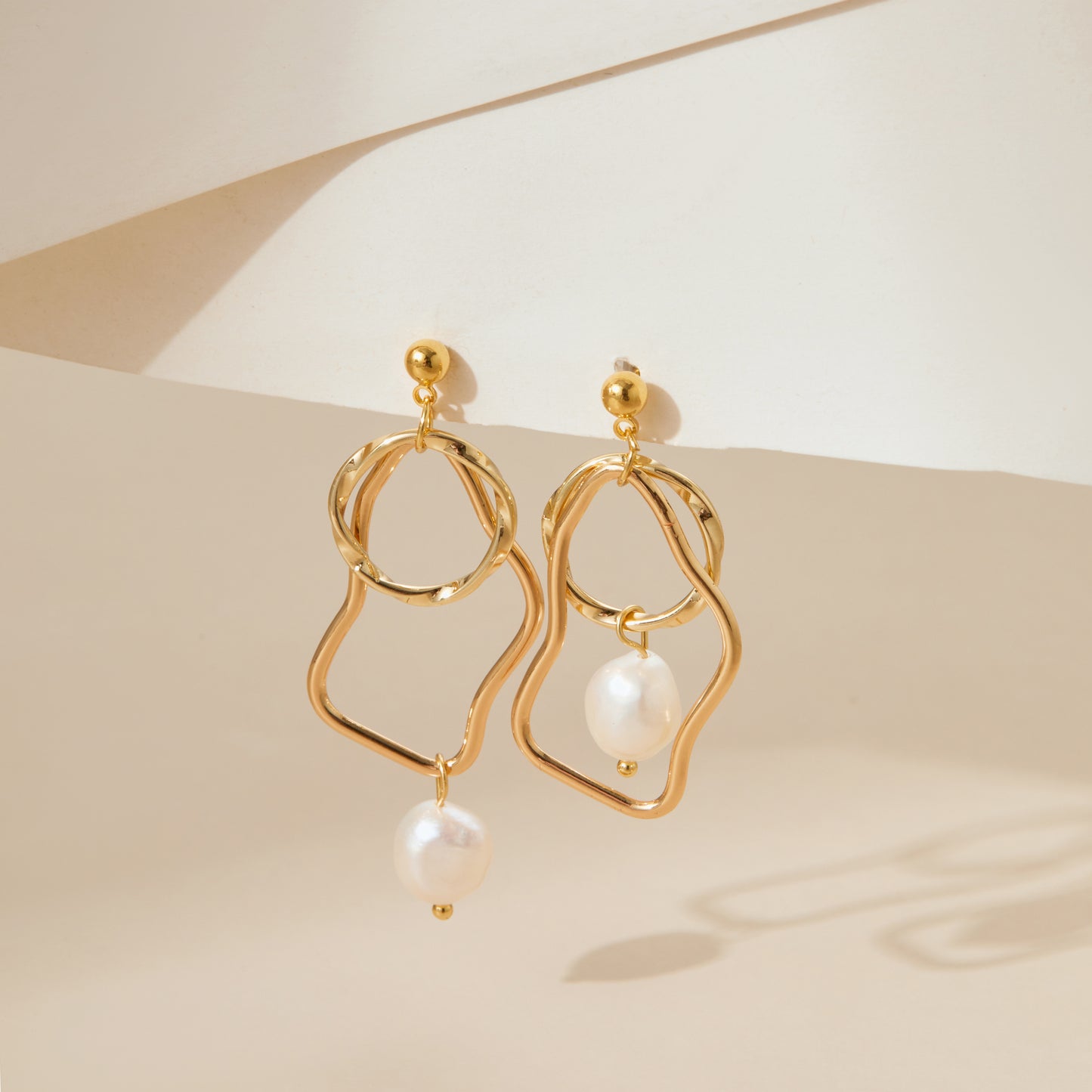 Asymmetrical Pearl earrings