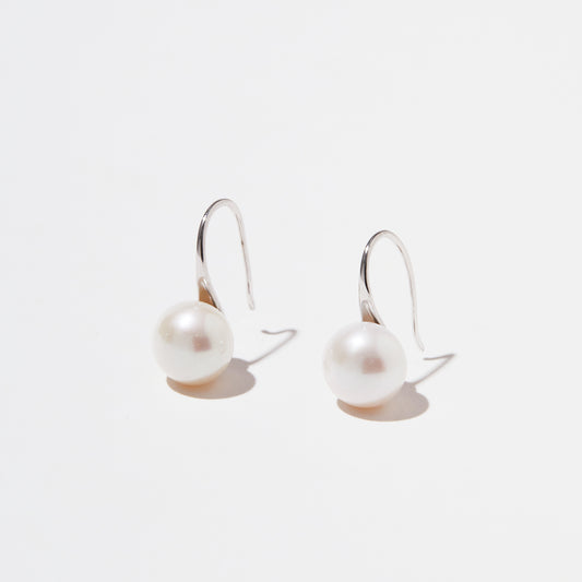 High Heels – Freshwater Pearl Hook Earrings — Silver