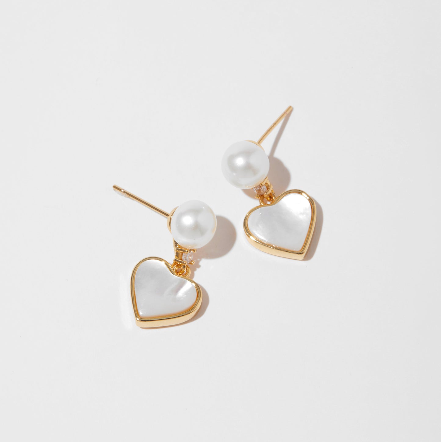 Love of heart pearl earrings