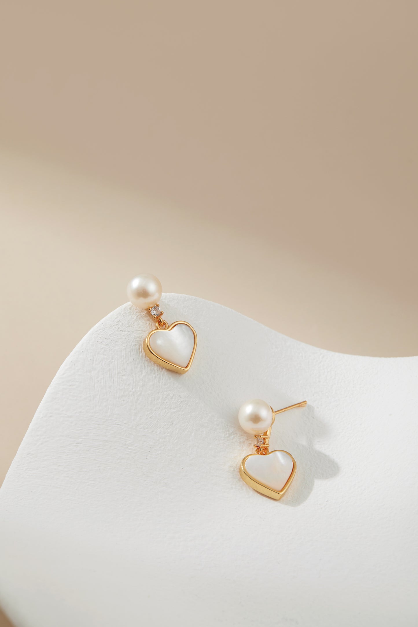 Love of heart pearl earrings