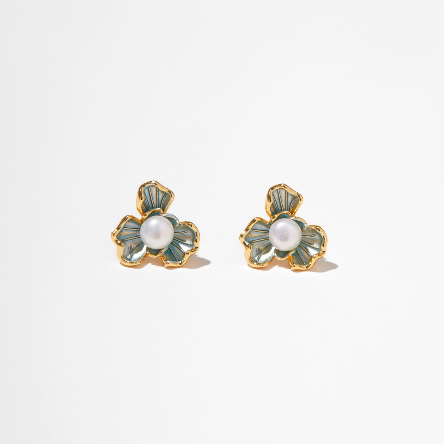 Teal Bloom – Teal Enamel Flower & Pearl Stud Earrings