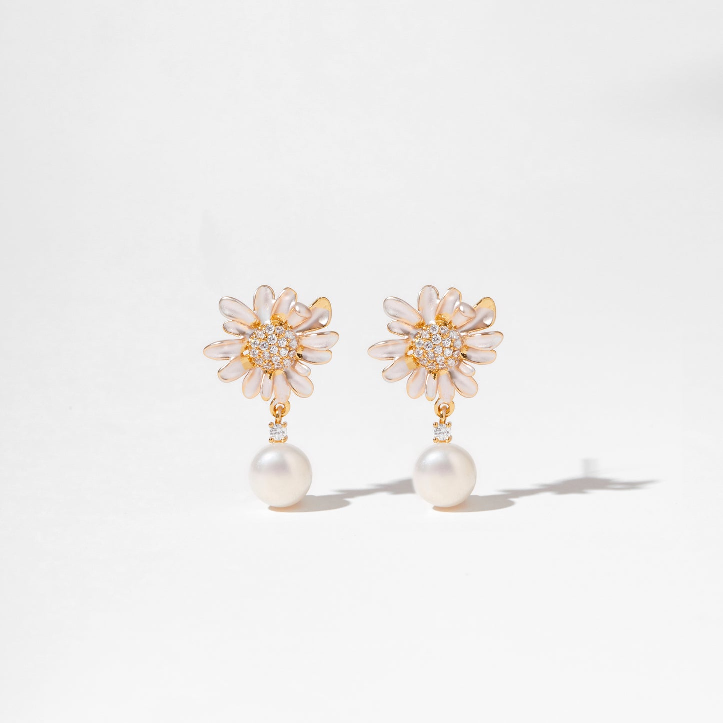 Daisy's Dream – White Enamel Daisy & Pearl Drop Earrings