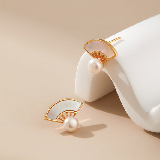 Folding Fan – Mother-of-Pearl Fan & Pearl Stud Earrings