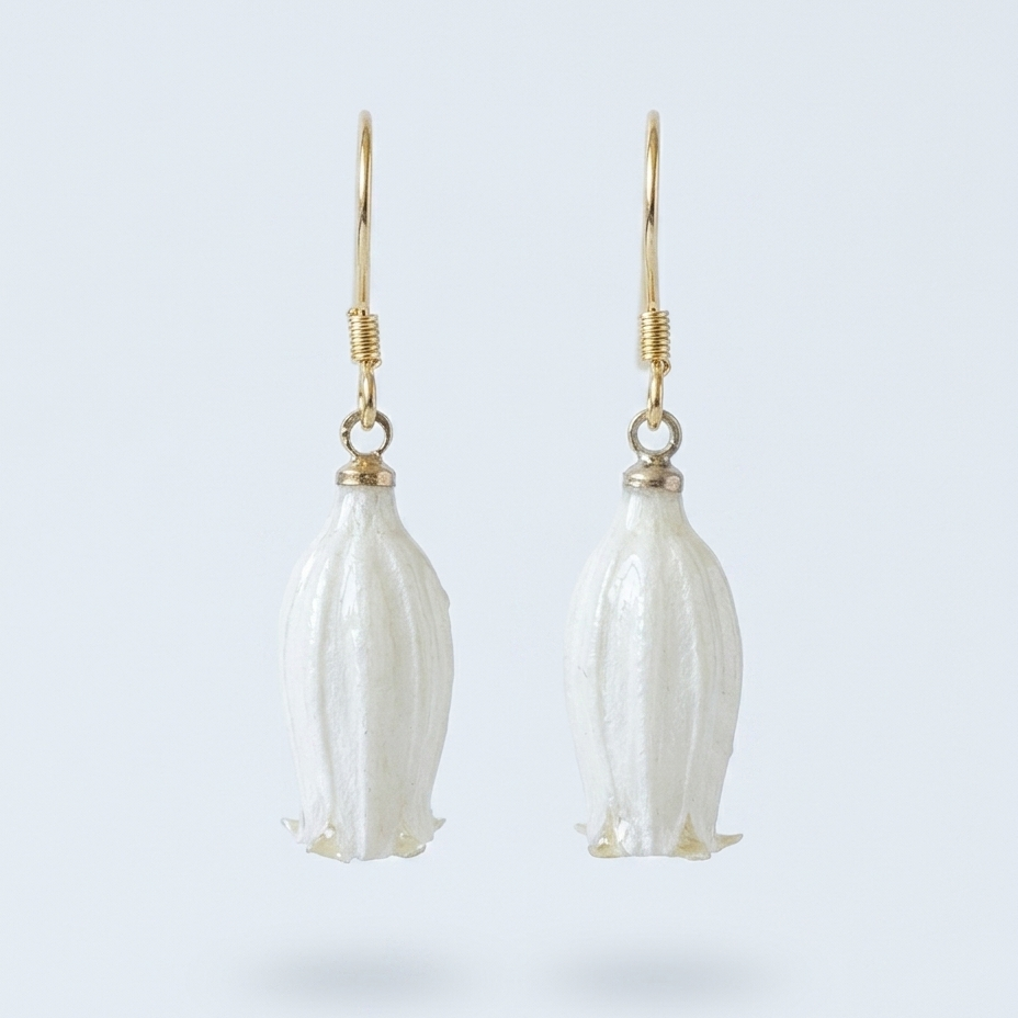 Lily of the Valley – Cream White Bell Flower Drop Earrings