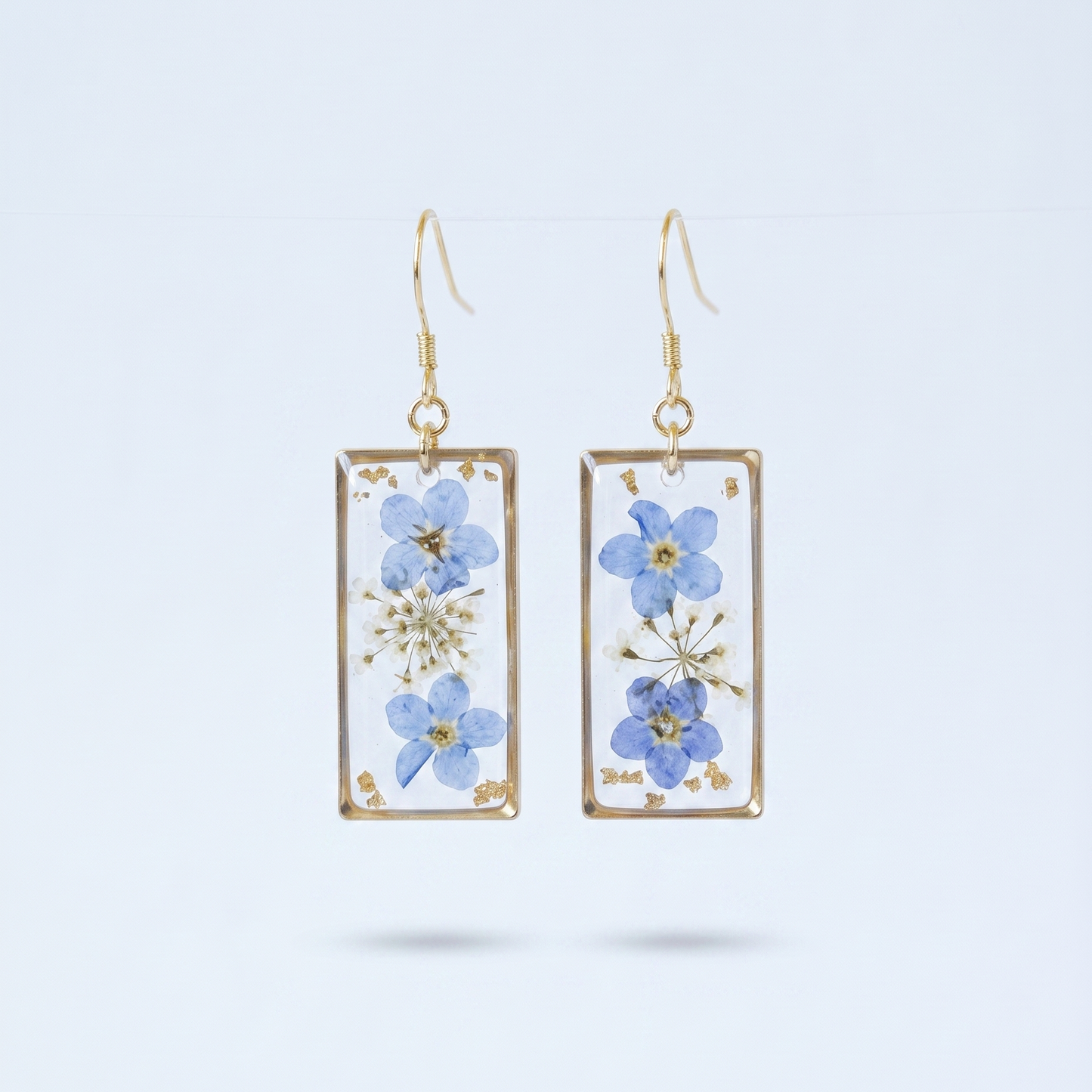 Forget Me Not – Pressed Forget-Me-Not Clear Rectangle Resin Drop Earrings