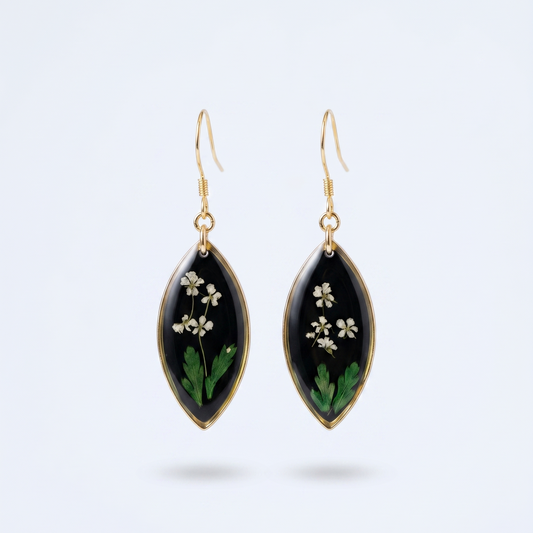 Lace & Leaf – Pressed Gypsophila Black Marquise Resin Drop Earrings