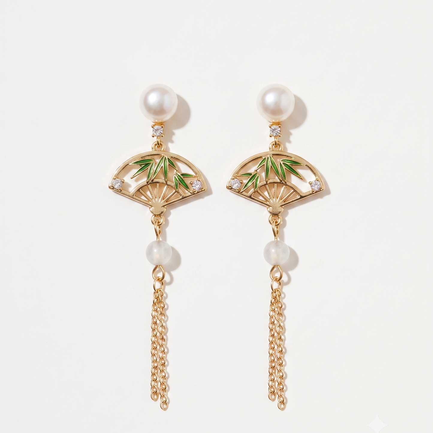 Folding Fan – Mother-of-Pearl Fan & Pearl Tassel Drop Earrings