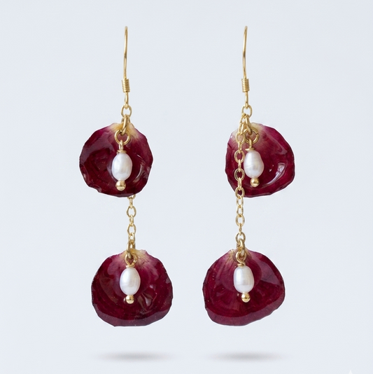 Rose Petal Cup – Dried Rose Petal & Pearl Drop Earrings