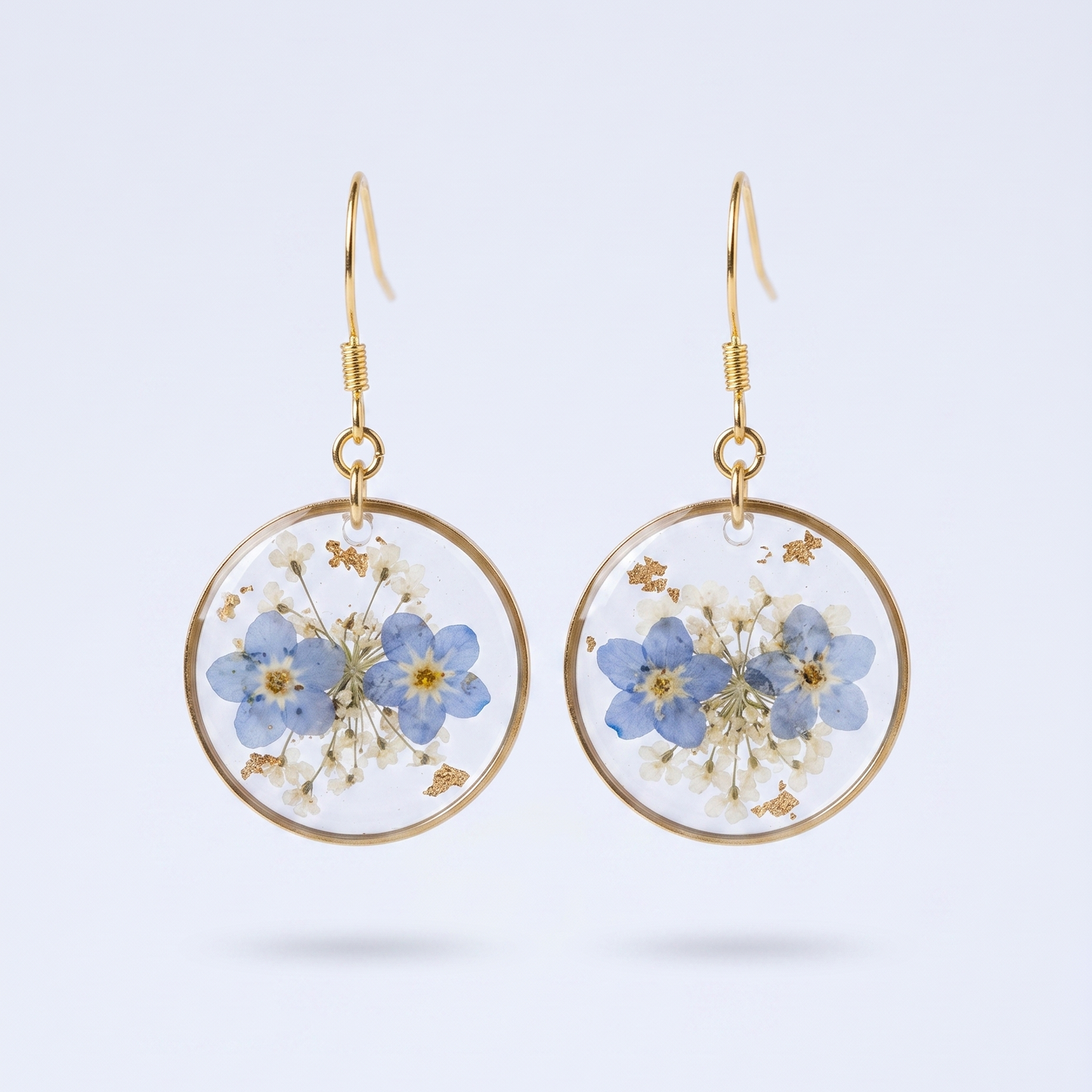 Forget Me Not – Pressed Forget-Me-Not Clear Round Resin Drop Earrings