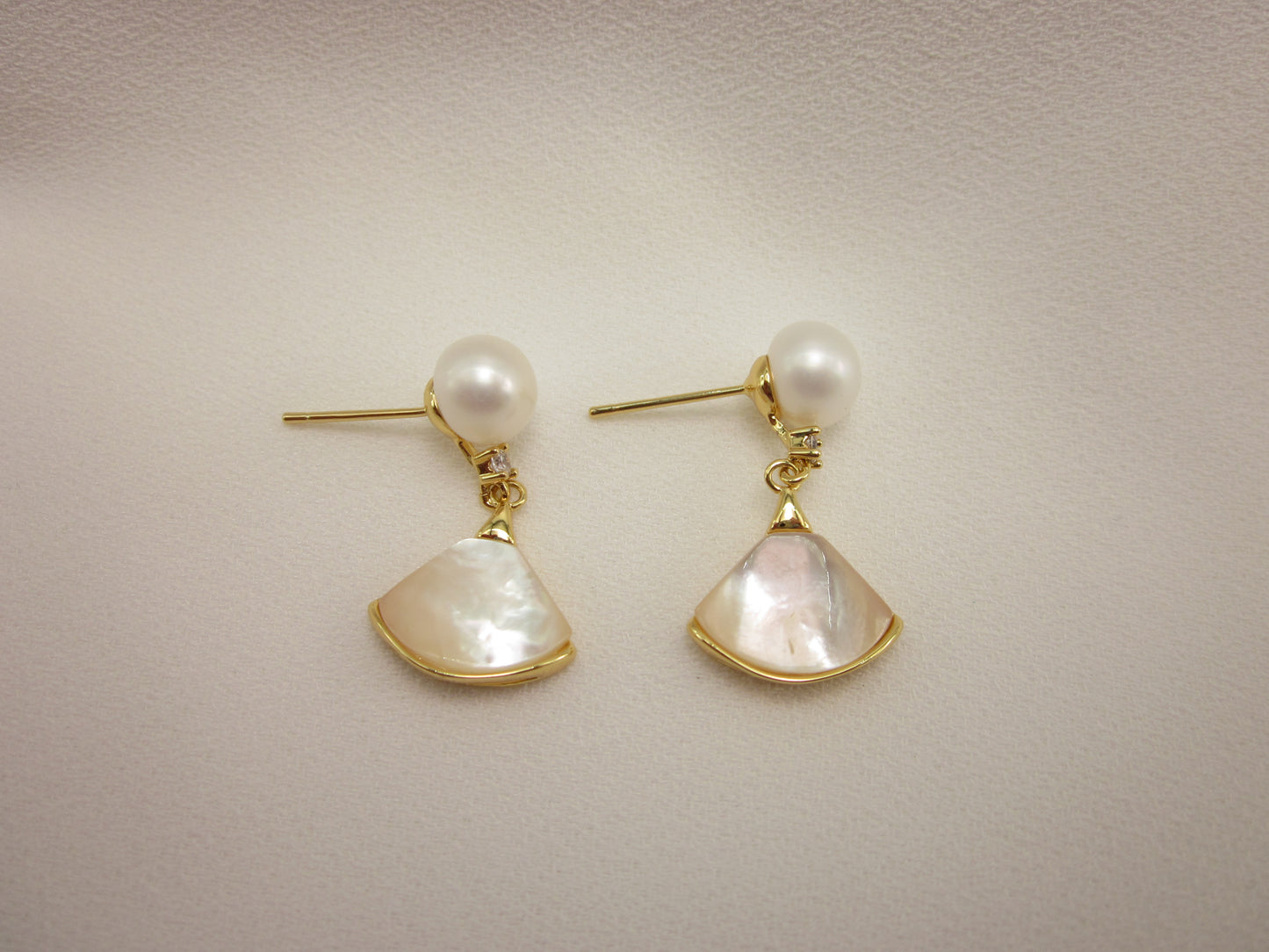 Fan Shell Pearl Earrings