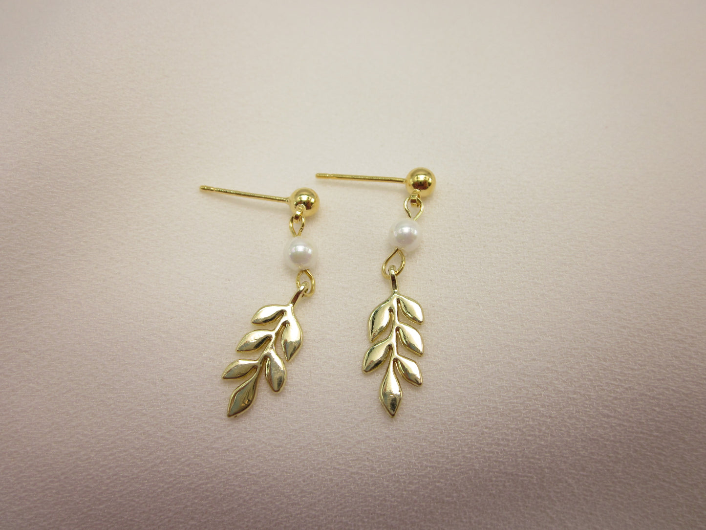 Golden Leaf Pearl Earrings