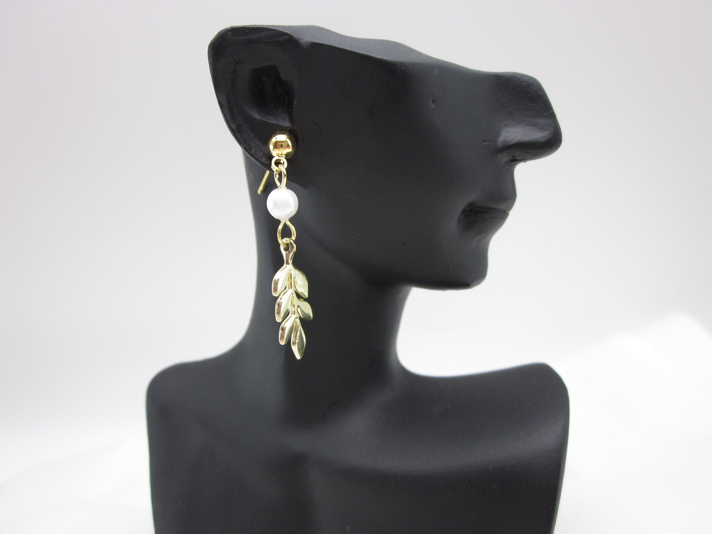 Golden Leaf Pearl Earrings