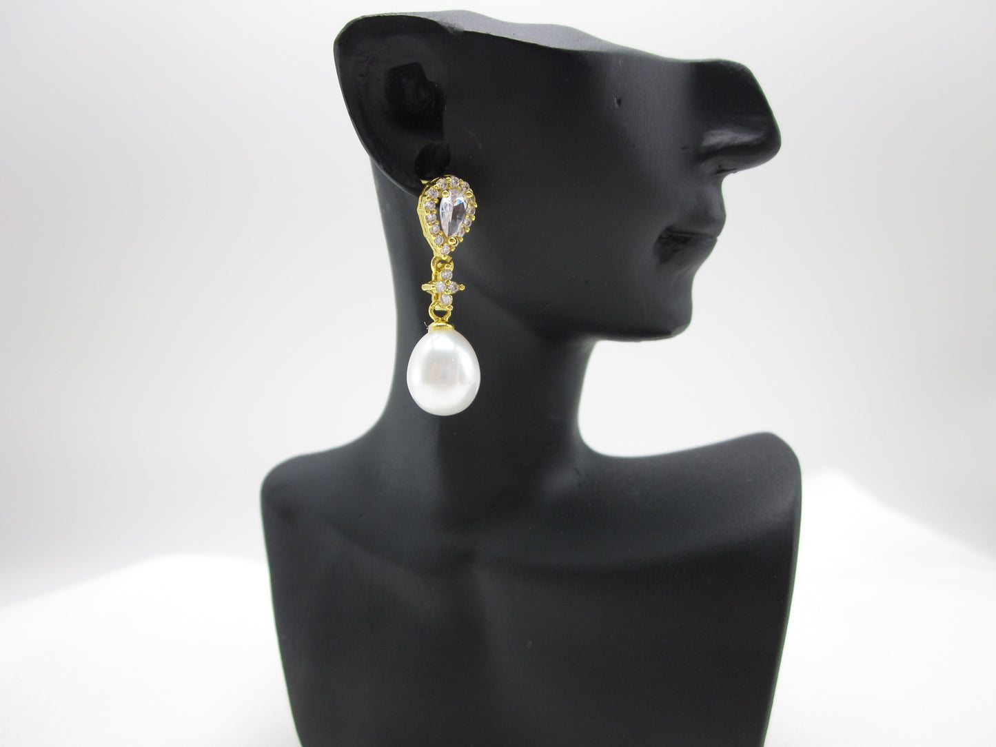 Grace Pearl Earrings