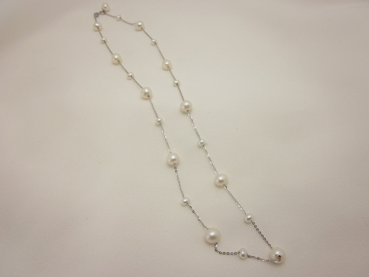 Starry Stars Pearl Necklace