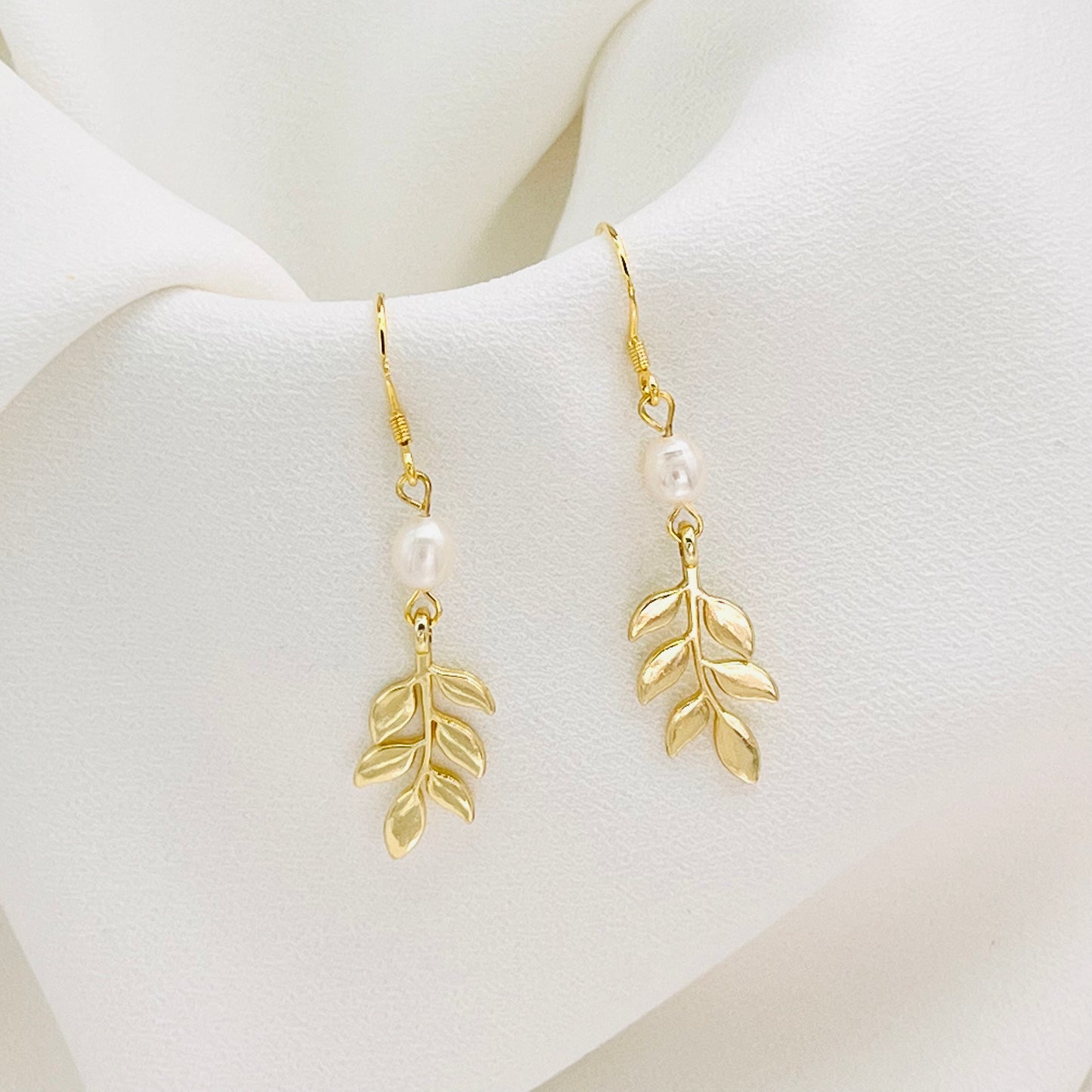 Golden Leaf Pearl Earrings