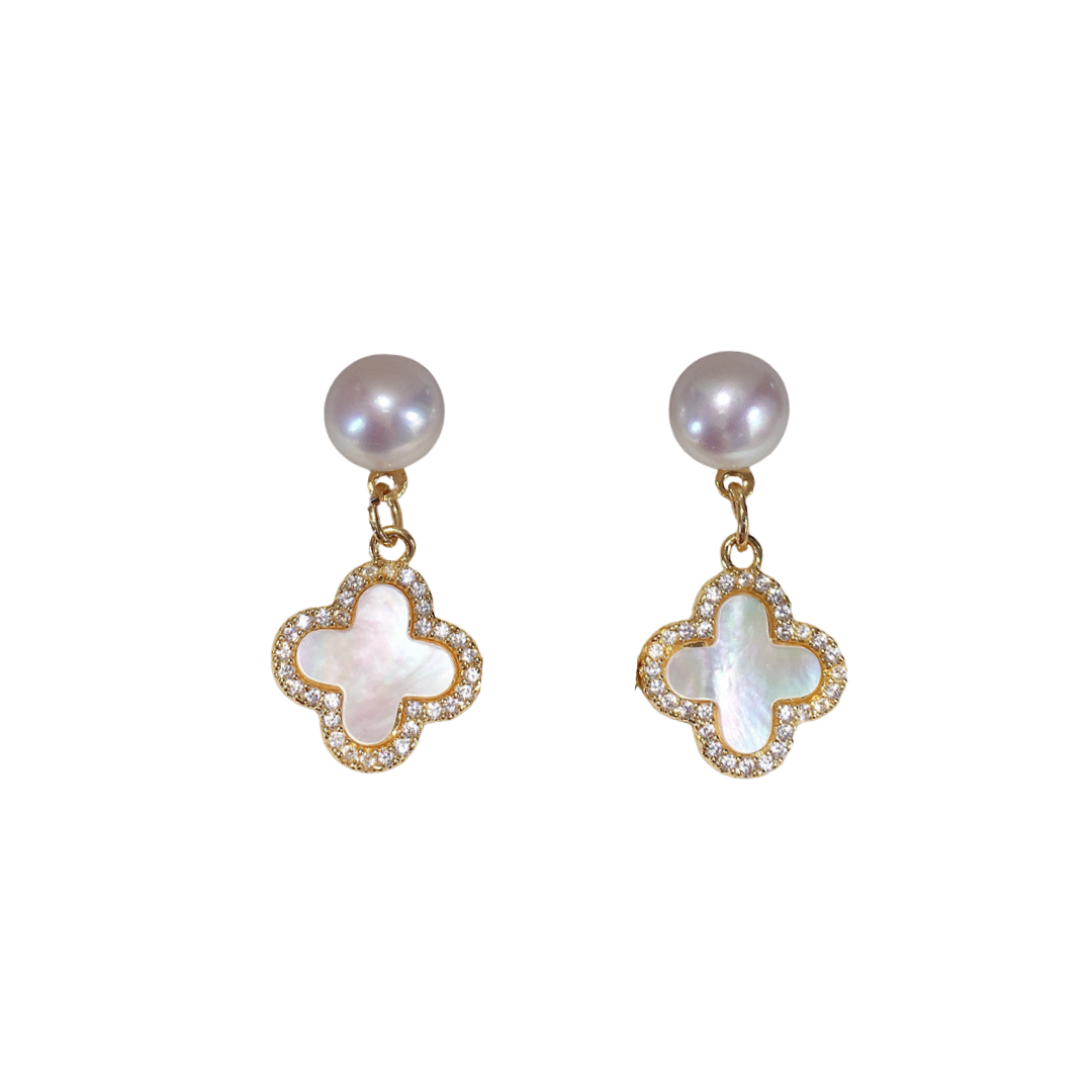 Mia pearl earrings